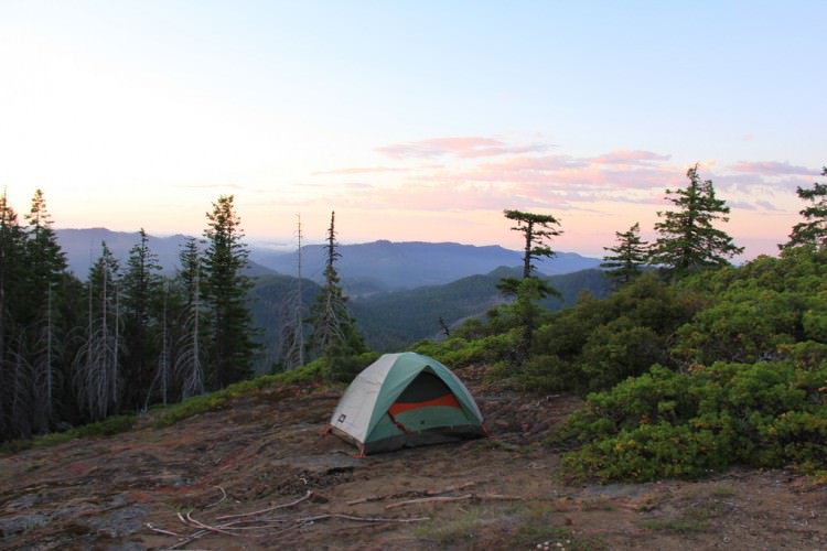 7 Types Of People Who Should Try Extreme Camping - Travel Facts